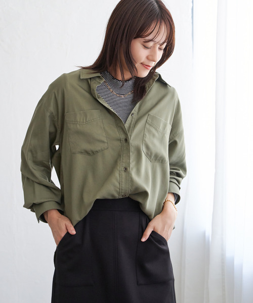 ikka(イッカ)の「セルロース/デニムポケ付きシャツ(シャツ/ブラウス・レディース・チャコールグレー/ライム/ネイビー/ベージュ・M/L/S)」の12枚目の写真