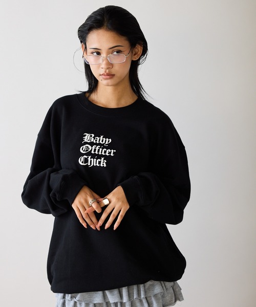 Chick（チック）の「【2color 】Baby Officer LOGO BIG SWEAT スウェット（スウェット・レディース・グレー/ブラック・FREE）」の12枚目の写真