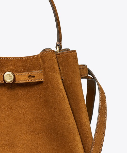 TORY BURCH(トリーバーチ)の「ロミー スエード バケットバッグ(ショルダーバッグ・レディース・キャメル・ONE SIZE)」の5枚目の写真