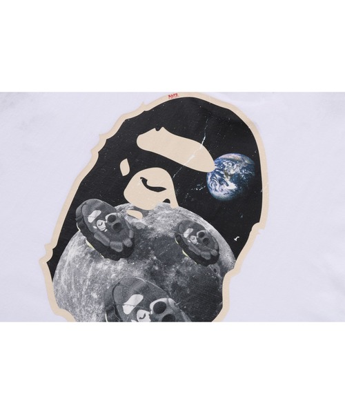A BATHING APE(アベイシングエイプ)の「MOON APE HEAD OLD PHOTO L/S TEE(Tシャツ/カットソー ...
