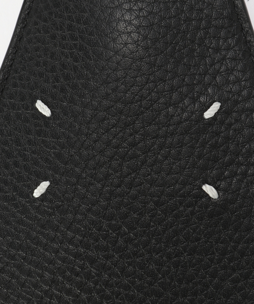 Maison Margiela(メゾンマルジェラ)の「MAISON MARGIELA (メゾン マルジェラ) SA2UA0010(キーケース/キーアクセサリー・メンズ・ブラック・FREE)」の6枚目の写真