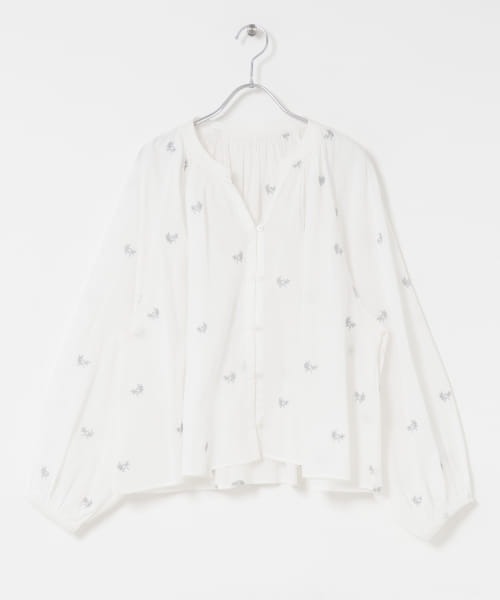 URBAN RESEARCH DOORS（アーバンリサーチドアーズ）の「リーフモチーフラメ刺繍ブラウス（シャツ/ブラウス・レディース・ホワイト/チャコールグレー・MEDIUM）」の20枚目の写真