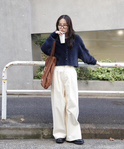 FREE'S MART（フリーズマート）の「前後２ＷＡＹショートシャギー短丈ニット（ニット/セーター・レディース・ボルドー/ホワイト/ネイビー/イエロー・FREE）」の10枚目の写真