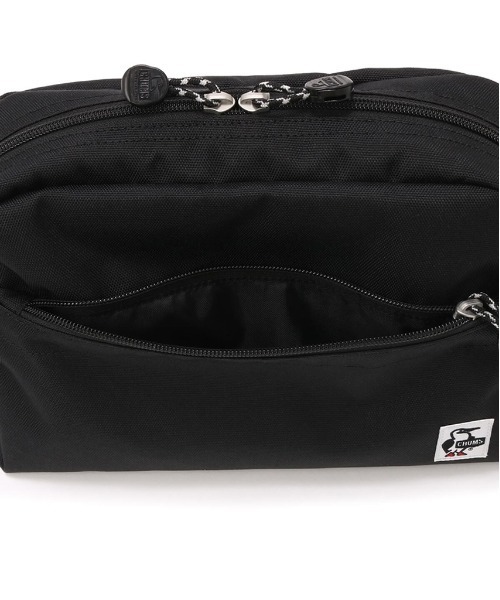 CHUMS（チャムス）の「【CHUMS/チャムス】 Recycle Small Trapezoid Shoulder Bag（ショルダーバッグ・メンズ・ネイビー/ブラック/グレイッシュベージュ/その他1/その他3/その他2・FREE）」の18枚目の写真