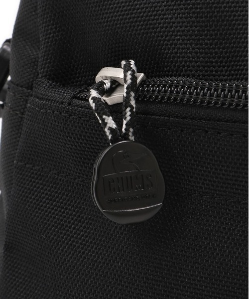 CHUMS（チャムス）の「【CHUMS/チャムス】 Recycle Small Trapezoid Shoulder Bag（ショルダーバッグ・メンズ・ネイビー/ブラック/グレイッシュベージュ/その他1/その他3/その他2・FREE）」の19枚目の写真