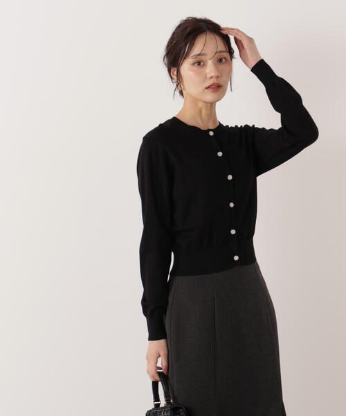 PROPORTION BODY DRESSING(プロポーションボディドレッシング)の「<ウォッシャブル>キラ釦カーディガン / 1215274901(カーディガン/ボレロ・レディース・ホワイト系その他/ボルドー/ピンク/ブラック・FREE)」の7枚目の写真