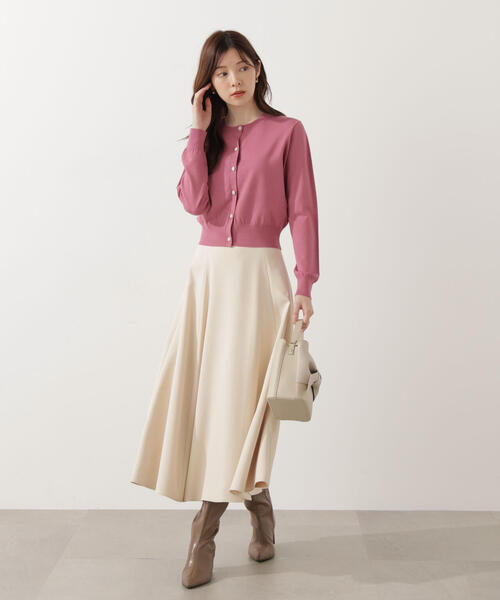 PROPORTION BODY DRESSING(プロポーションボディドレッシング)の「<ウォッシャブル>キラ釦カーディガン / 1215274901(カーディガン/ボレロ・レディース・ホワイト系その他/ボルドー/ピンク/ブラック・FREE)」の20枚目の写真