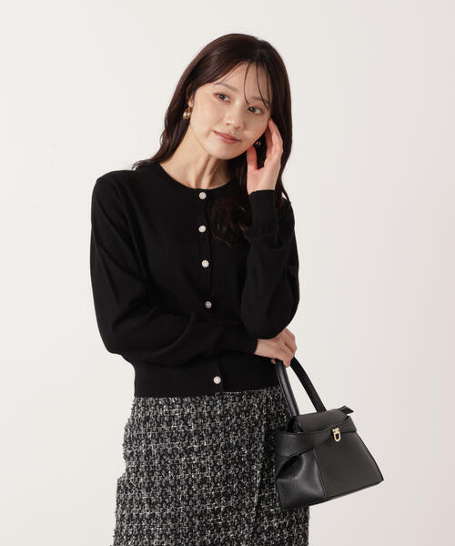 PROPORTION BODY DRESSING(プロポーションボディドレッシング)の「<ウォッシャブル>キラ釦カーディガン / 1215274901(カーディガン/ボレロ・レディース・ホワイト系その他/ボルドー/ピンク/ブラック・FREE)」の3枚目の写真