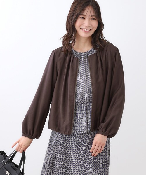 Reflect（リフレクト）の「【ライトアウター／ゆったり羽織れる／気軽な羽織りに◎】ライトブルゾン（ブルゾン・レディース・ブラック/ブラウン系その他/ライトベージュ・15 /17/05/07/09/11/13）」の4枚目の写真