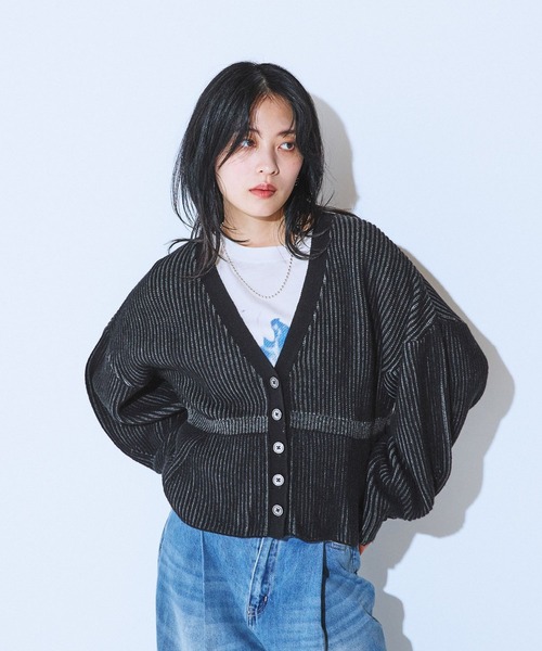 JEANASIS（ジーナシス）の「7GアゼペプラムVニットカーディガン/605116（カーディガン/ボレロ・レディース・ブラック系その他/グレー系その他/ホワイト系その他/パープル系その他・FREE）」の3枚目の写真