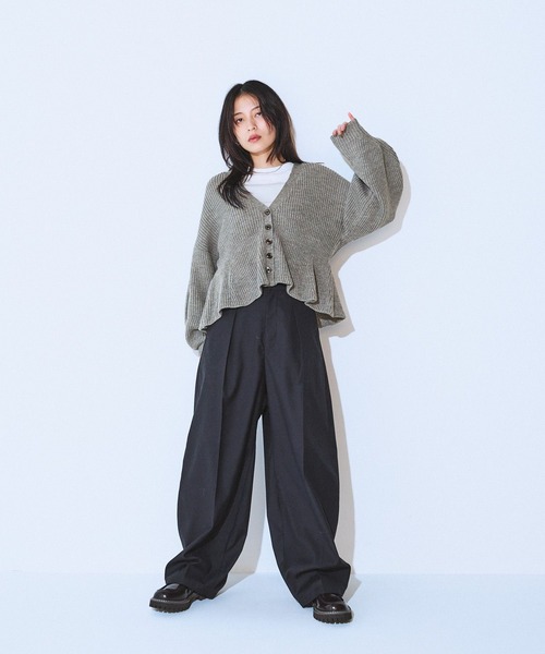 JEANASIS（ジーナシス）の「7GアゼペプラムVニットカーディガン/605116（カーディガン/ボレロ・レディース・ブラック系その他/グレー系その他/ホワイト系その他/パープル系その他・FREE）」の6枚目の写真