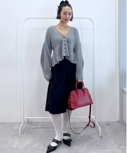 JEANASIS（ジーナシス）の「7GアゼペプラムVニットカーディガン/605116（カーディガン/ボレロ・レディース・ブラック系その他/グレー系その他/ホワイト系その他/パープル系その他・FREE）」の12枚目の写真