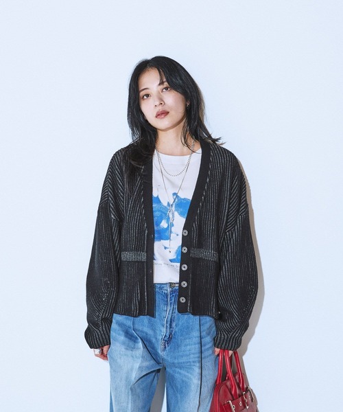 JEANASIS（ジーナシス）の「7GアゼペプラムVニットカーディガン/605116（カーディガン/ボレロ・レディース・ブラック系その他/グレー系その他/ホワイト系その他/パープル系その他・FREE）」の21枚目の写真