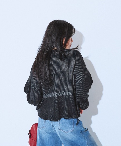 JEANASIS（ジーナシス）の「7GアゼペプラムVニットカーディガン/605116（カーディガン/ボレロ・レディース・ブラック系その他/グレー系その他/ホワイト系その他/パープル系その他・FREE）」の22枚目の写真