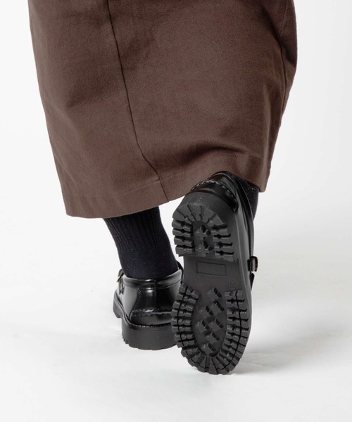 ARTESANOS（アルテサノス）の「ARTESANOS アルテサノス Tストラップ ローファー（ローファー・レディース・ブラック・36/35/39/38/37）」の5枚目の写真