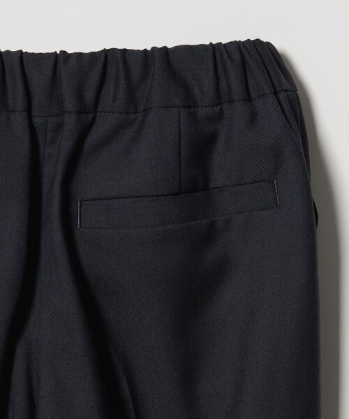 green label relaxing（グリーンレーベルリラクシング）の「TRW ソリッド パンツ / キッズ 110cm-130cm（スーツパンツ・キッズ・ネイビー・130cm/120cm/110cm）」の4枚目の写真