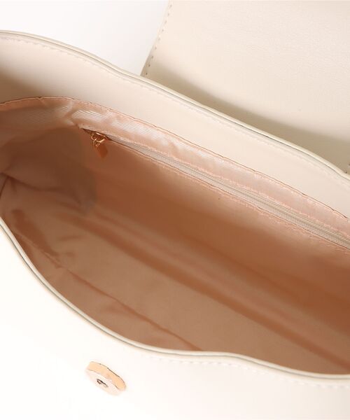 Doux archives(ドゥアルシーヴ)の「ワンショルダーバッグ(ショルダーバッグ・レディース・ブラック/アイボリー・FREE)」の6枚目の写真