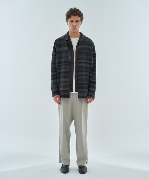 ESTNATION(エストネーション)の「ESTNATION / グラデーション ニットシャツ(シャツ/ブラウス・メンズ・ブラックミックス・FREE)」の4枚目の写真