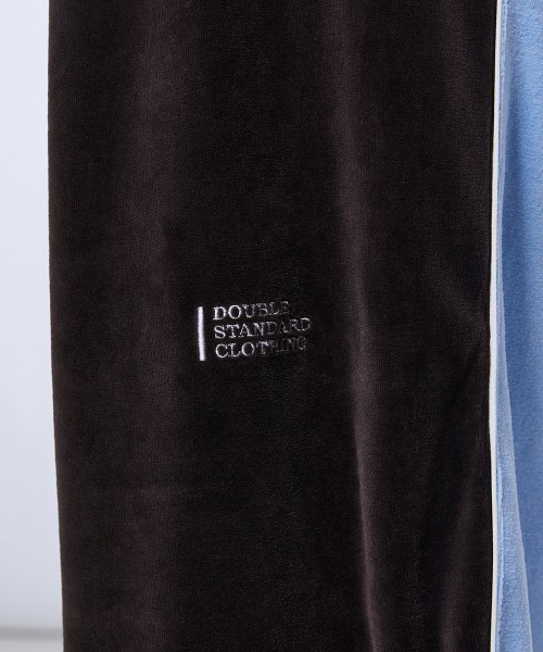 DOUBLE STANDARD CLOTHING（ダブルスタンダードクロージング）の「パシフィックヘビーベロア パンツ（その他パンツ・レディース・サックスブルー/ベージュ×ブラック・38/36）」の12枚目の写真