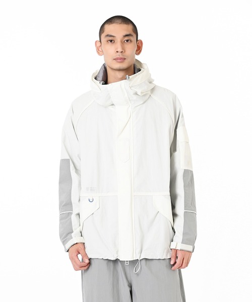 セール】フーデットタスランジャケット（ナイロンジャケット）｜New