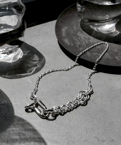 Soierie(ソワリー)の「ストリーム ネックレス / Stream necklace(ネックレス・レディース・シルバー/シルバー×ゴールド・FREE)」の3枚目の写真