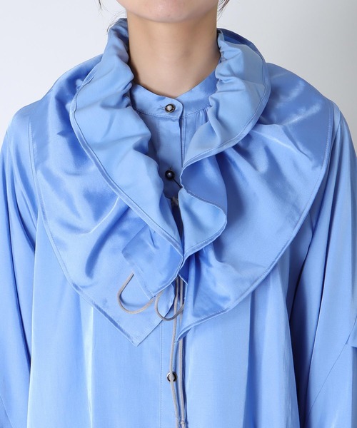 Jines（ジネス）の「フリルカラーグロウブラウス（シャツ/ブラウス・レディース・キャメル/ブルー・38）」の17枚目の写真