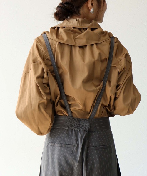 Jines（ジネス）の「フリルカラーグロウブラウス（シャツ/ブラウス・レディース・キャメル/ブルー・38）」の5枚目の写真