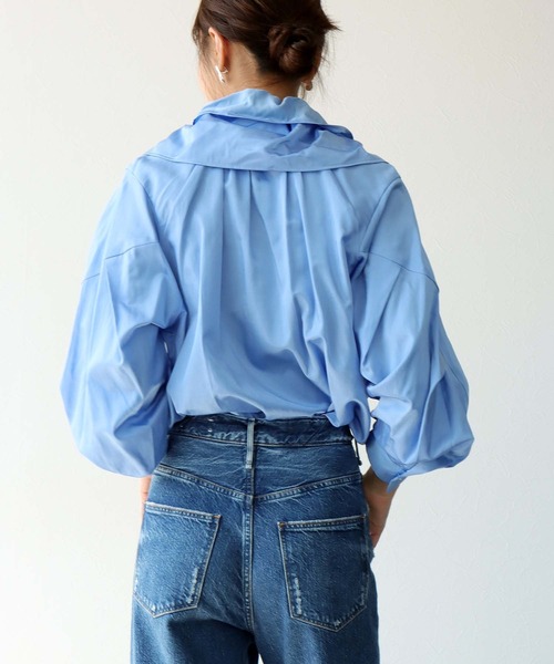 Jines（ジネス）の「フリルカラーグロウブラウス（シャツ/ブラウス・レディース・キャメル/ブルー・38）」の10枚目の写真