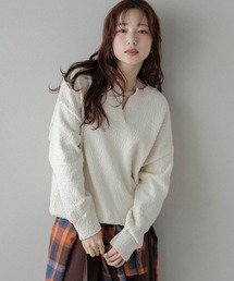 キーネックブークレニットトップス