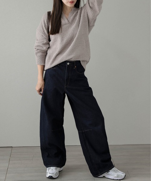 La-gemme(ラジェム)の「キーネックブークレニットトップス(ニット/セーター・レディース・アイボリー/ブラック/ピンク/モカ・フリー)」の17枚目の写真