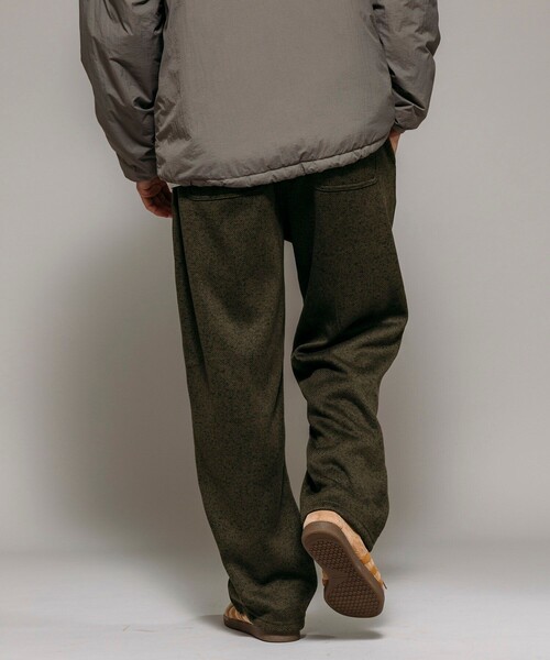 FREAK'S STORE（フリークスストア）の「リラックスフィット ニットフリース クライミング パンツ / KNIT FLEECE CLIMBING PT（その他パンツ・メンズ・グレー/ブラック/オリーブ/チャコールグレー・LARGE/MEDIUM）」の7枚目の写真