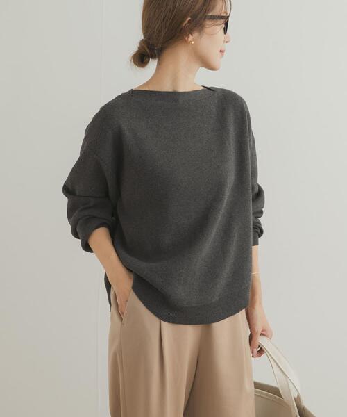 URBAN RESEARCH DOORS（アーバンリサーチドアーズ）の「コットンウールボートネックニット（ニット/セーター・レディース・ブルー/チャコールグレー/ゴールド・FREE）」の2枚目の写真