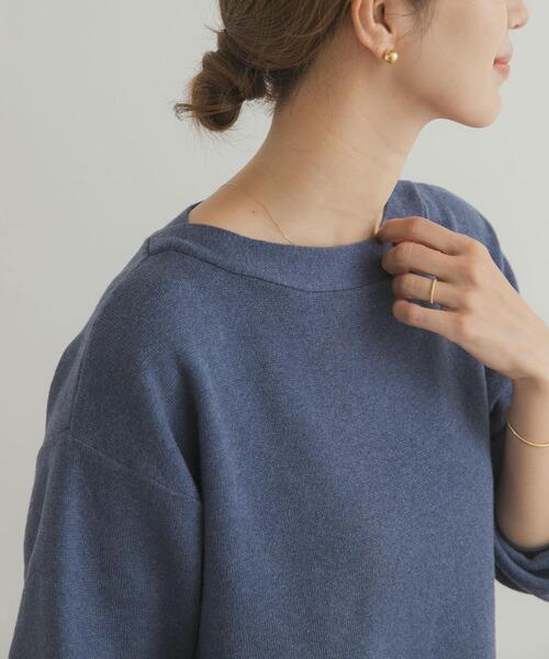 URBAN RESEARCH DOORS（アーバンリサーチドアーズ）の「コットンウールボートネックニット（ニット/セーター・レディース・ブルー/チャコールグレー/ゴールド・FREE）」の16枚目の写真