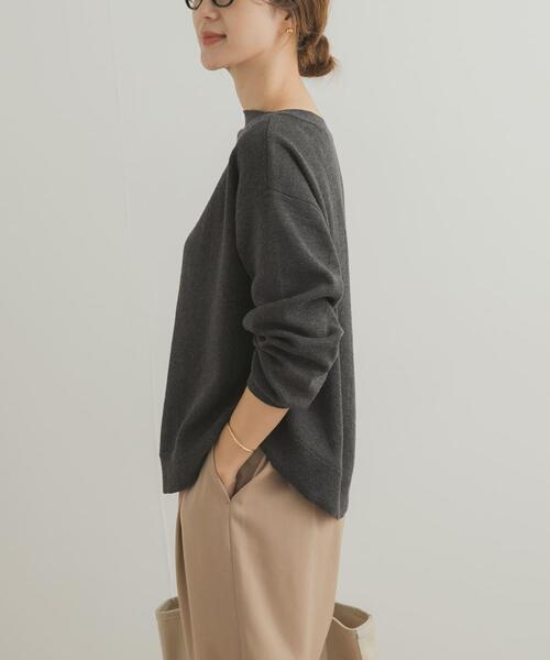 URBAN RESEARCH DOORS（アーバンリサーチドアーズ）の「コットンウールボートネックニット（ニット/セーター・レディース・ブルー/チャコールグレー/ゴールド・FREE）」の12枚目の写真