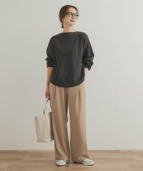 URBAN RESEARCH DOORS（アーバンリサーチドアーズ）の「コットンウールボートネックニット（ニット/セーター・レディース・ブルー/チャコールグレー/ゴールド・FREE）」の6枚目の写真