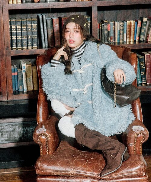 OLIVE des OLIVE（オリーブデオリーブ）の「【ふたばコラボ企画】ファーブルゾン（ブルゾン・レディース・ブラウン/オフホワイト/ブルー・FREE）」の17枚目の写真