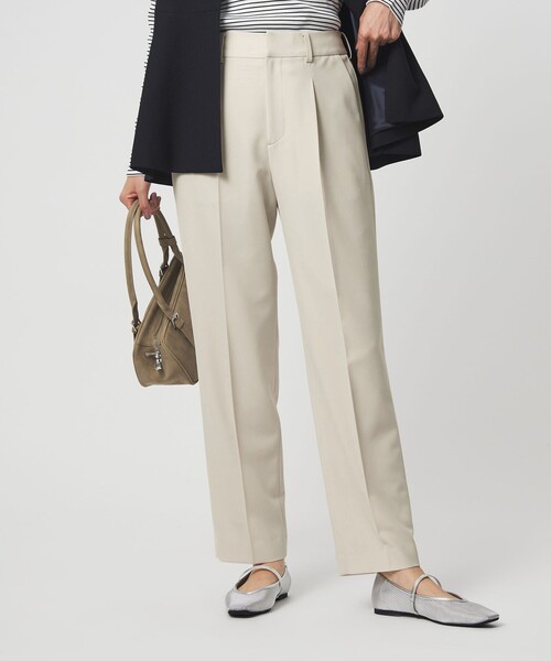 green label relaxing（グリーンレーベルリラクシング）の「［size SHORT/TALLあり］パウドレ テーパード パンツ ナチュラル（スラックス・レディース・ナチュラル・TALL/46/44/42/40/38/36/34/SHORT）」の7枚目の写真