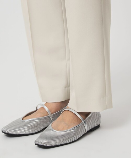 green label relaxing（グリーンレーベルリラクシング）の「［size SHORT/TALLあり］パウドレ テーパード パンツ ナチュラル（スラックス・レディース・ナチュラル・TALL/46/44/42/40/38/36/34/SHORT）」の18枚目の写真