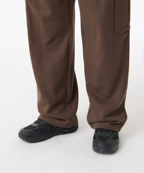 MUSINSA STANDARD（ムシンサスタンダード）の「ワンタックワイドカーゴスウェットパンツ [バロックブラウン]（スウェットパンツ・メンズ・その他・SMALL/MEDIUM/LARGE/X-LARGE/XX-LARGE）」の7枚目の写真