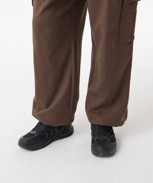 MUSINSA STANDARD（ムシンサスタンダード）の「ワンタックワイドカーゴスウェットパンツ [バロックブラウン]（スウェットパンツ・メンズ・その他・SMALL/MEDIUM/LARGE/X-LARGE/XX-LARGE）」の8枚目の写真