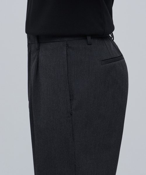 MUSINSA STANDARD（ムシンサスタンダード）の「[縫い目ディテール]でエッジカットワイドスラックス[チャコールグレー]（スラックス・メンズ・その他・29/30/31/33/26/27/28/40/38/42/36/34/32）」の7枚目の写真