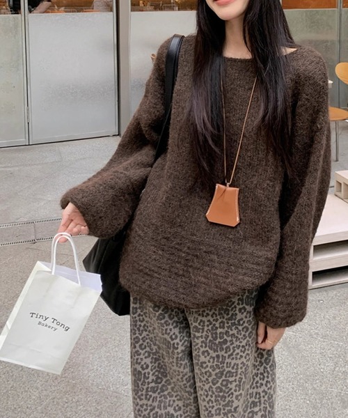 meJane（ミージェーン）の「ワイドネック ボリュームスリーブニットプルオーバー（ニット/セーター・レディース・ライトベージュ/オフホワイト/グレー/ブラウン・FREE）」の17枚目の写真