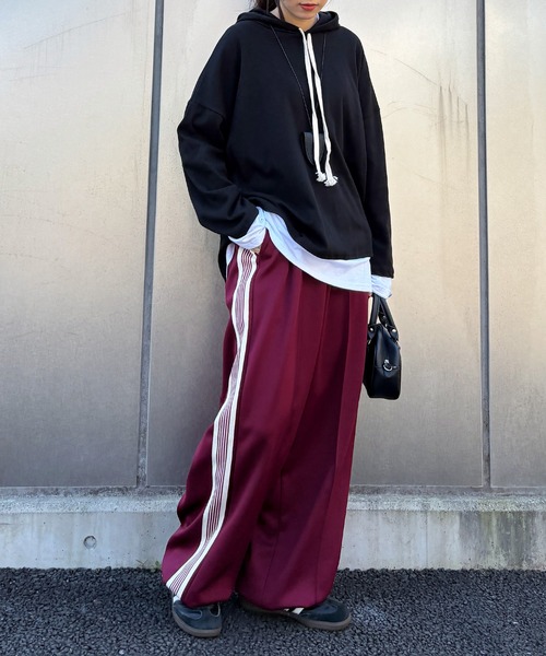 ISOOK（アイスー）の「【ISOOK / アイスー】バックタックフーディ / パーカー フード付き オーバーサイズ ビッグシルエット ルーズ丈 バックデザイン プルオーバー グレー ブラック 黒 ZOZOTOWN限定（パーカー・レディース・グレー/ブラック・FREE）」の12枚目の写真