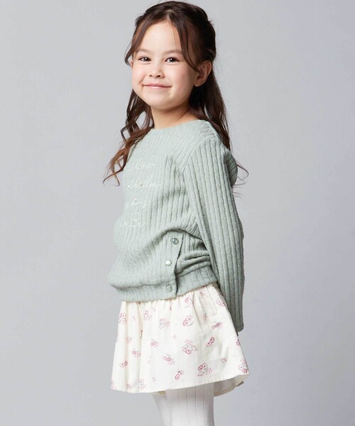 BeBe（ベベ）の「ケーブル編みカットニットサイドボタンプルオーバー（ニット/セーター・キッズ・グリーン/グレー・90cm/140cm/120cm/110cm/130cm/150cm/100cm）」の8枚目の写真