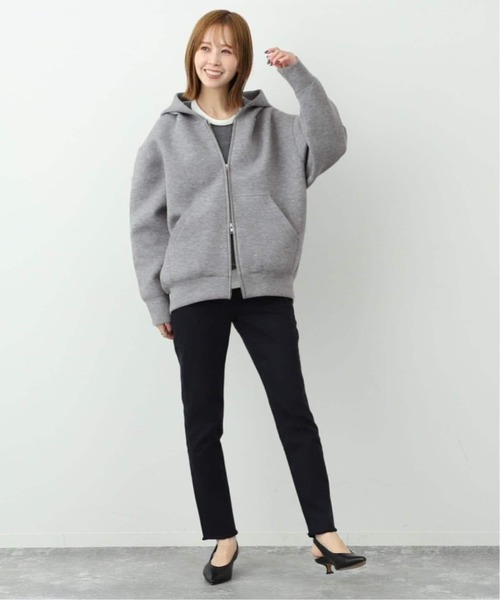 SLOBE IENA（スローブイエナ）の「《WEB限定/追加2》ボリュームジップアップフーディー（パーカー・レディース・グレー・FREE）」の16枚目の写真