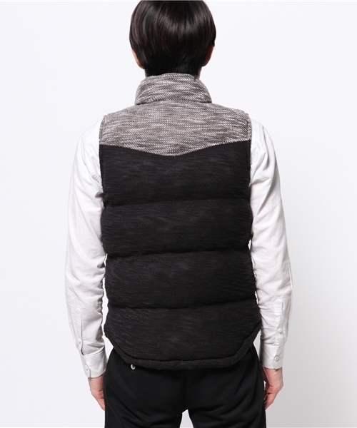 VENCEEXCHANGE（ヴァンスエクスチェンジ）の「スラブ切替中綿ベスト（ダウンベスト・メンズ・グレー/ブラック・MEDIUM/LARGE）」の4枚目の写真