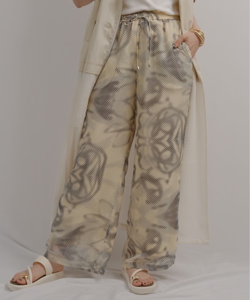 palm RICHE(ポームリシュ)の「モダンドットレトロ柄PT(その他パンツ・レディース・ブラック/アイボリー・M)」の3枚目の写真