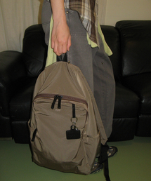 POTE（ポテ）の「0006 Hydslot Classic Backpack (L)_Mocha（バックパック/リュック）」