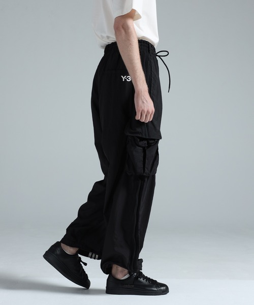 Y-3（ワイスリー）の「Y-3 NYLON WIRED 3 STRIPES CARGO PANTS（カーゴパンツ・メンズ・ブラック・XX-SMALL/X-SMALL/SMALL/MEDIUM/LARGE/X-LARGE）」の4枚目の写真