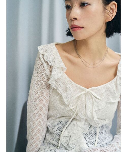 LAGUNAMOON(ラグナムーン)の「レースフリルデザインシャツ(シャツ/ブラウス・レディース・ブルー/ブラック/ブラウン/ホワイト・FREE)」の10枚目の写真